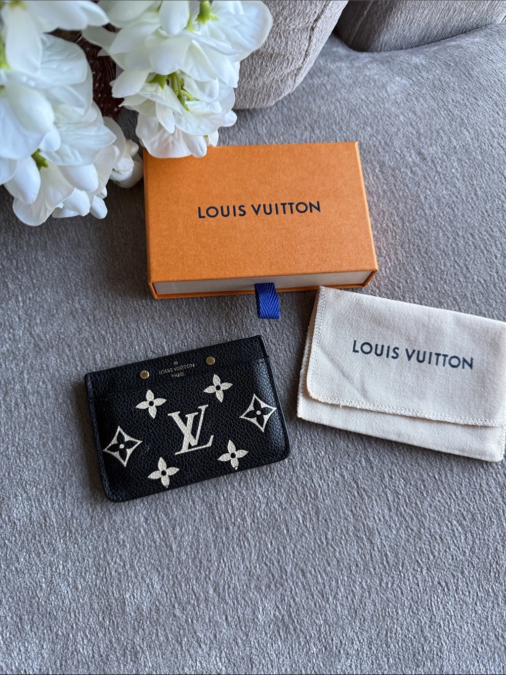 Louis Vuitton Monogram LV Card Holder in Empriente Black & Cream